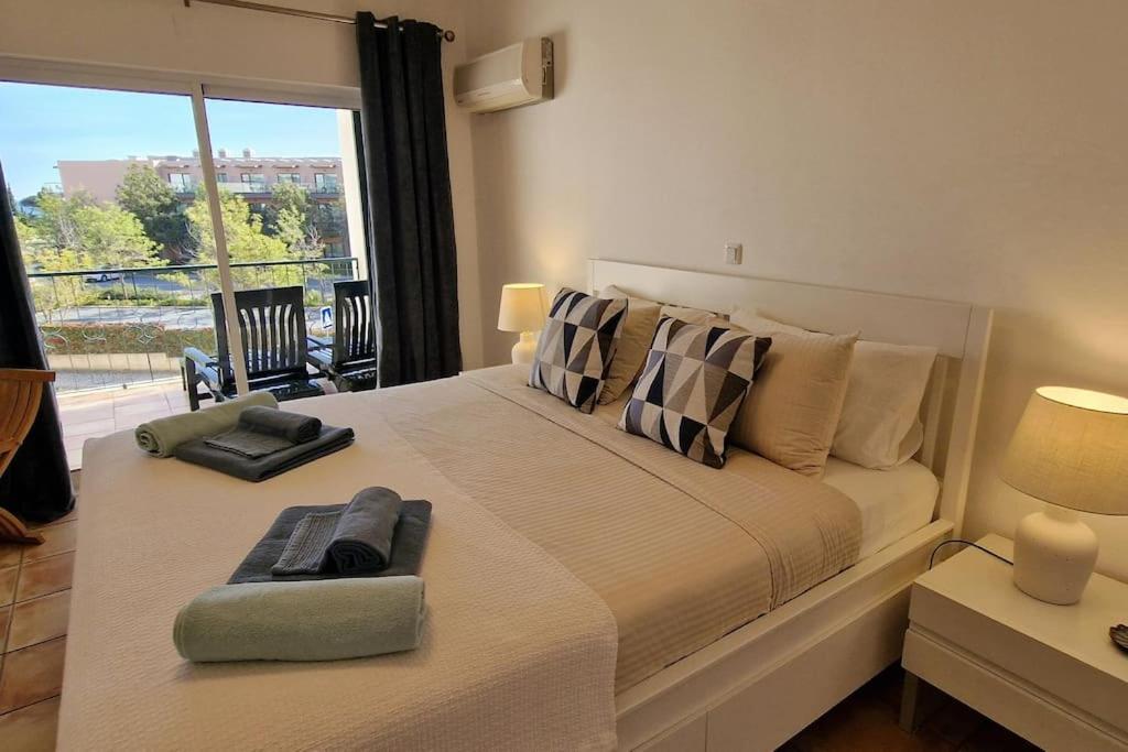 Jasmine Apartment Next To Meia Praia Beach Λάγος Εξωτερικό φωτογραφία